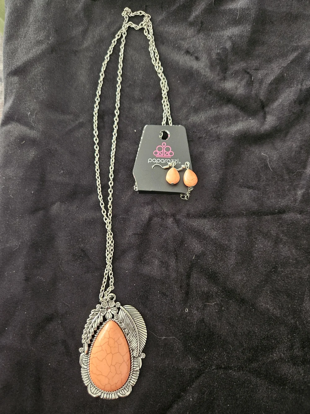 paparazzi Orange Teardrop Feather Pendant Necklace with Matching Earrings